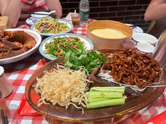 -老郑家东北春饼(龙悦居店)