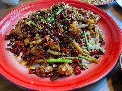 -半步颠小酒馆(繁花中心)