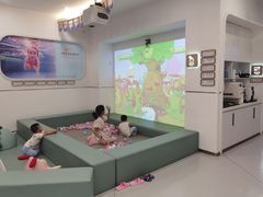 -龙格亲子游泳·水育早教运动中心(绿宝中心)