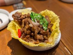 柠檬香叶鸡-云海肴·汽锅鸡·云南代表菜(天山百盛优客店)