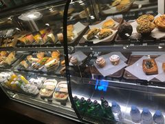 -星巴克臻选(盐城金鹰聚龙湖店)