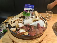 -一朵菌·野生菌探索家火锅(南亚店)