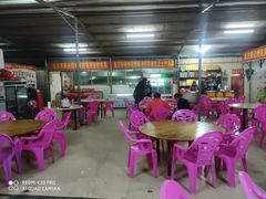 大堂-黄记四更烤乳猪店