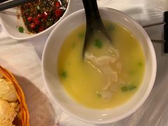 -鲜入围煮花胶鸡海鲜火锅