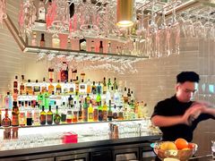-FOUR PLAY BAR