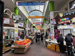-西归浦每天偶来市场