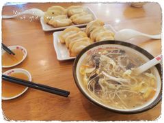 -小姜锅贴(凤凰街店)