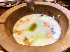 -滇香肴·云南菜蒸汽石锅鱼(云南北路店)