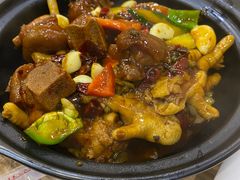 -江城燕子大排档(江汉路步行街店)