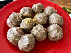 正宗汕头牛筋丸-15年老字号鑫鑫猪肚鸡·椰子鸡海南火锅(兴隆华侨农场店)