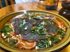-肇兴特色牛肉粉