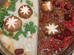 -湊湊火锅·茶憩(新中关购物中心店)