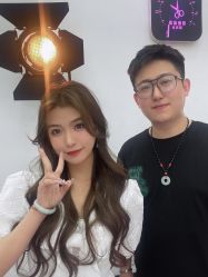 -星座接发烫染美发超市