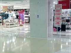 -百盛(莘庄店)