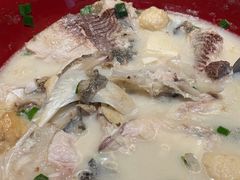 鱼头汤-荣兴酒家(徐家汇店)