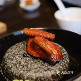 高端海鲜与川味泡椒的结合,东星斑肉质细嫩