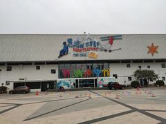 -乔波室内滑雪场