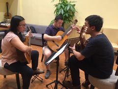 -帕尔拉多吉他工作室
