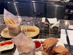 -上海锦江汤臣洲际大酒店柒酒廊