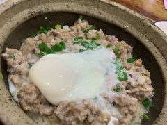 窝蛋肉饼煲仔饭-红星光发煲仔饭(大石街店)