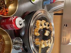 -围炉肉舍•炭烤活鳗•丹东海鲜烤肉(步行街店)