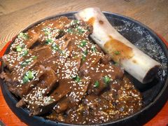 招牌田园火焰牛肋骨-蜜桃餐厅·伴山(湖滨商业街店)