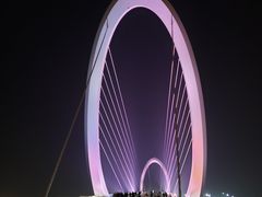 -南京眼步行桥