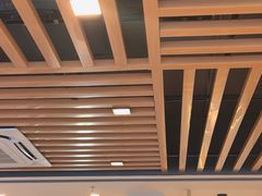 -佬钱湾仔(衣裳街店)