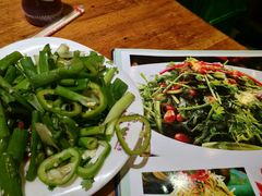 老虎菜-小桂林烧鸽子