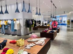 -URBAN REVIVO(西安Momopark店)