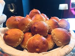 -Salon de The de Joel Robuchon(外滩18号店)