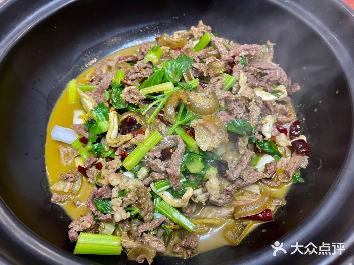 榕江牛瘪牛肉火锅图片
