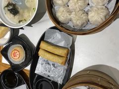 鲜肉小笼包-馋三尺蟹粉小笼(人民广场店)