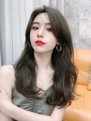 -HAIR HERE造型