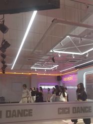 -CICI街舞专业培训