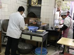 -黄阿姨锅贴大王(万航渡路店)