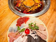 -城墙拐拐火锅(三峡广场黑金冠店)