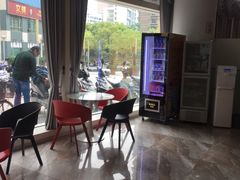 -一兆韦德健身(慧芝湖店)