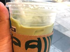 -星巴克臻选(惠州华贸天地1楼店)