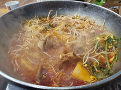 -喇喇排骨火锅·传统韩式脊骨汤(望京西园总店)