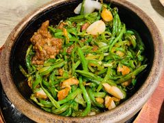 -巴依兄弟西域美食(机场店)