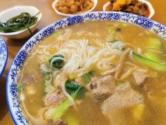 -邱芳粉店(迎宾大道旗舰店)