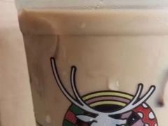 陨石厚乳拿铁-瑞幸咖啡(南航明珠商务酒店)