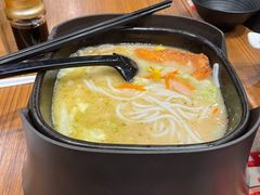 -阿香米线(大唐西市大润发店)