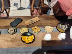 -邈墨茶馆(大兜路1号店)