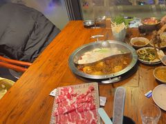 -东巴婆婆云南鱼豆花火锅(大东门店)