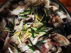 脆肉罗飞-大眼强五杯鹅·桑拿鸡煲