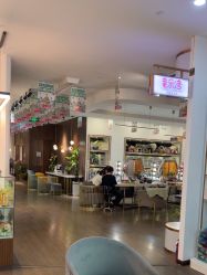 -十月日记高端孕妈妈摄影(黄金大厦店)