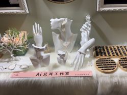 -AI艾耳·专业手工耳洞·穿孔美学馆
