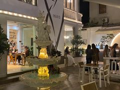 -Mark&Mars Restaurant